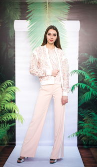 女生西服童装品牌，时尚与品质的完美结合