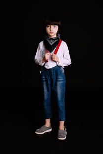 磐安男士西服品牌，品质与时尚的完美结合