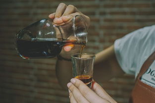 大号品牌运动水杯—你的运动好伴侣！
