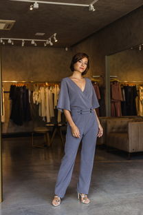 中老年女士西服品牌的选择与推荐，品质与时尚的完美结合