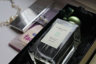 女香水沐浴露品牌，品质与魅力的完美结合