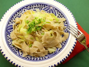 意大利品牌西餐碟staub，传承与创新的美食之旅