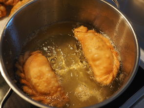 揭秘美食小吃车品牌，街头巷尾的流动美食传奇
